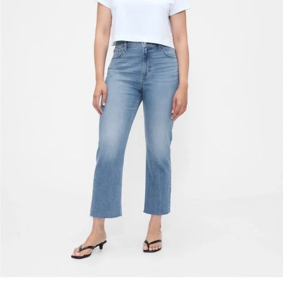 GAP Mid-Wash Medium Indigo High Rise Straight Raw Hem Cropped Jeans size 31 r - Picture 8 of 9